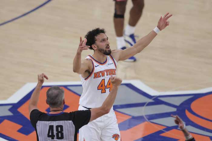马刺总决赛第一场输在哪里？尼克斯是否被低估了？